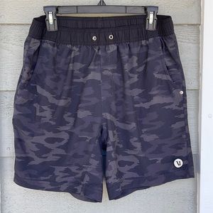 Vuori Kore short 7 1/2”